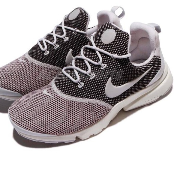 NWT 🍬Nike Presto Fly - Picture 2 of 6